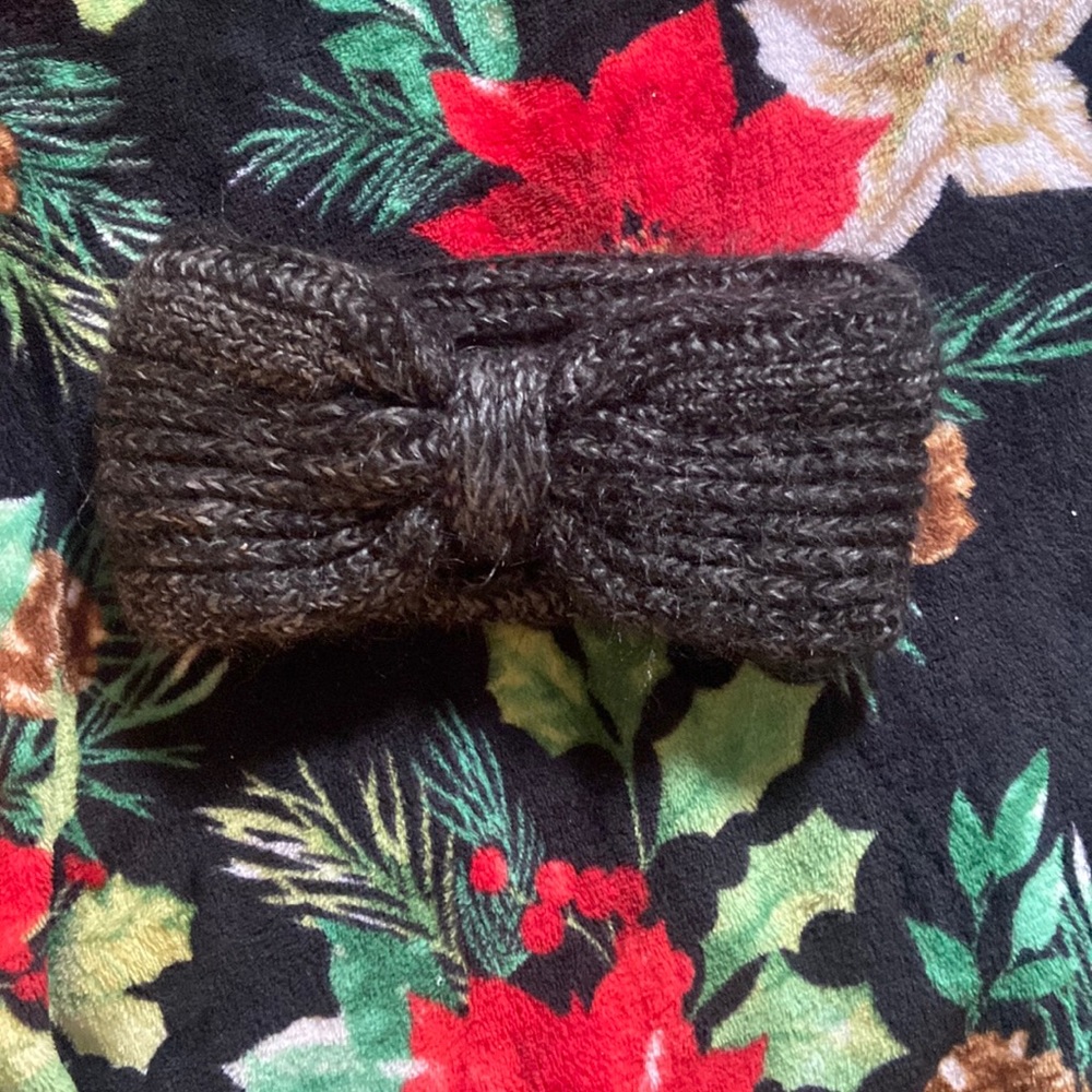 Black Ear Warmer - b.Boutique